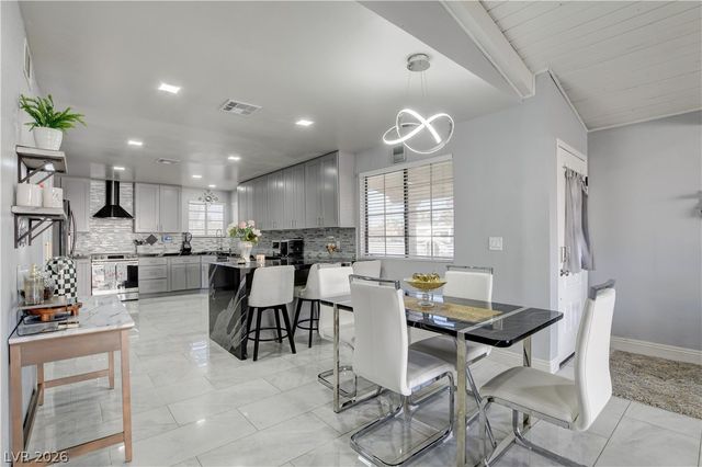 4915 Nevada Avenue, Las Vegas, NV 89104