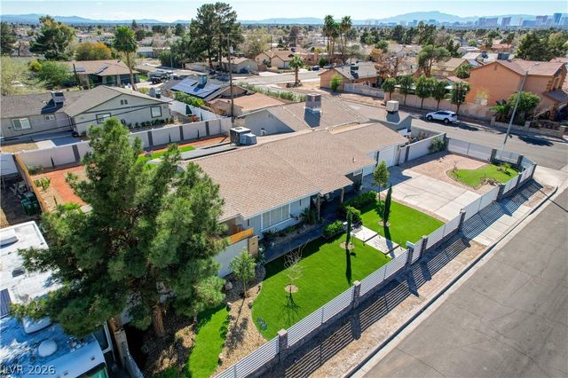 4915 Nevada Avenue, Las Vegas, NV 89104