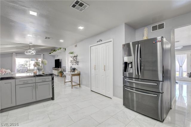 4915 Nevada Avenue, Las Vegas, NV 89104