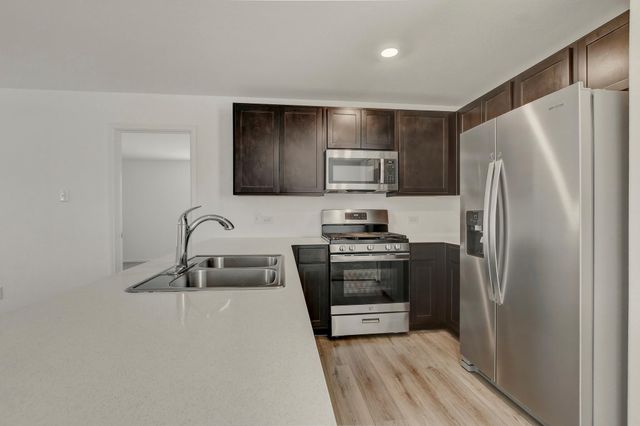 420 Halfmoon DR, Lockhart, TX 78644