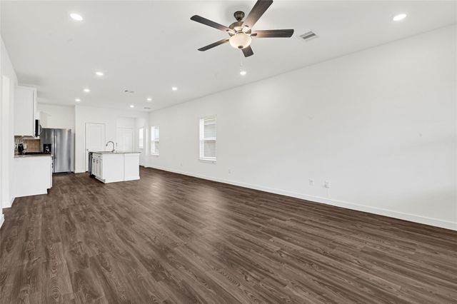 3911 Windy Whisper Drive, Brookshire, TX 77423