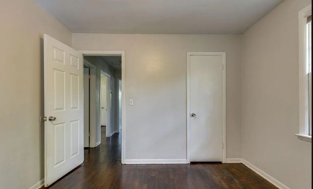 906 S 14th St, Nashville, TN 37206