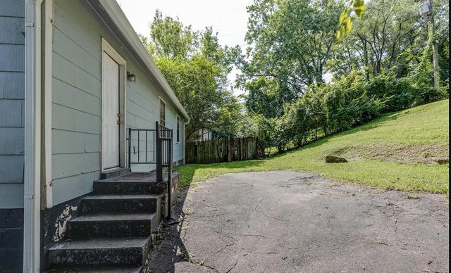 906 S 14th St, Nashville, TN 37206