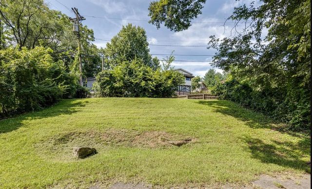 906 S 14th St, Nashville, TN 37206