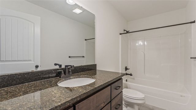 2120 Tallgrass Terrace, Centerton, AR 72719
