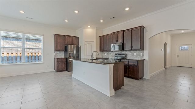 2120 Tallgrass Terrace, Centerton, AR 72719