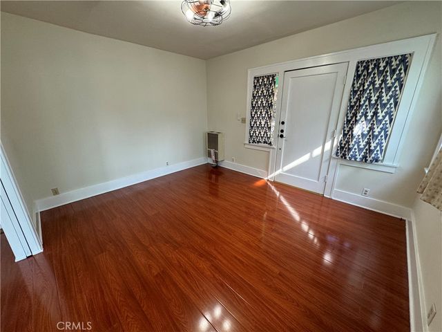 5158 Franklin Avenue, Los Angeles, CA 90027