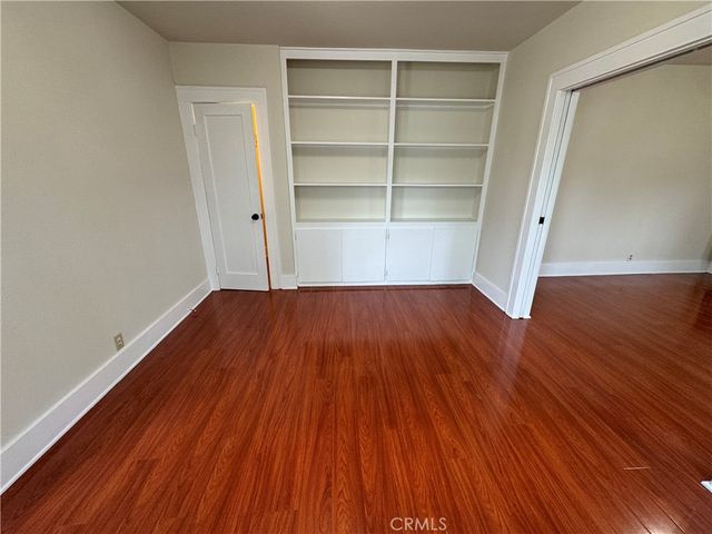 5158 Franklin Avenue, Los Angeles, CA 90027