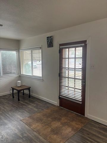 113 W Routt Ave, Pueblo, CO 81004