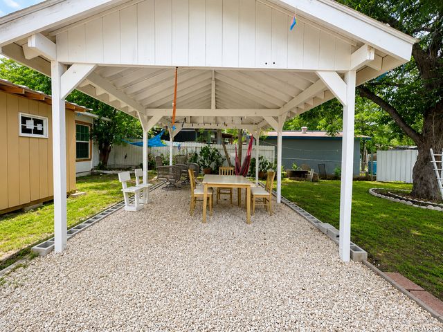 914 GLAMIS AVE, San Antonio, TX 78223