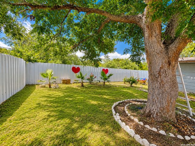 914 GLAMIS AVE, San Antonio, TX 78223