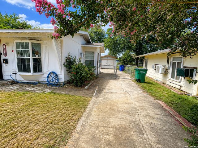 914 GLAMIS AVE, San Antonio, TX 78223