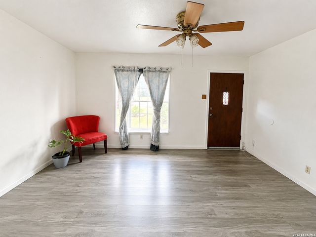 914 GLAMIS AVE, San Antonio, TX 78223