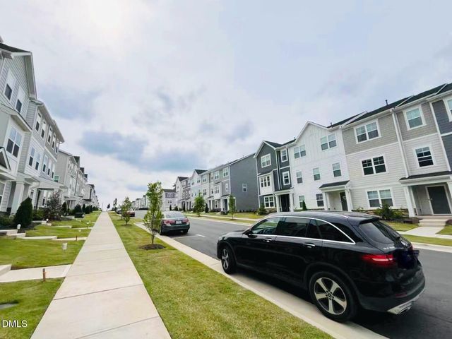 523 Deercroft Drive, Apex, NC 27539