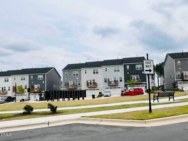 523 Deercroft Drive, Apex, NC 27539