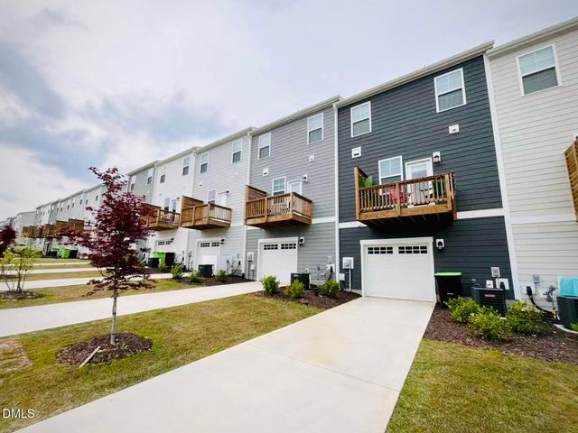 523 Deercroft Drive, Apex, NC 27539