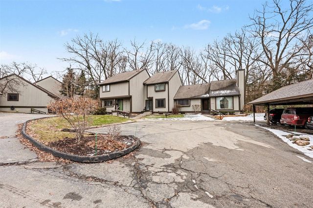 502 Stoneywood Drive, Brighton, MI 48116