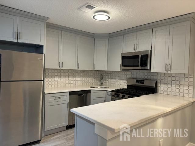 184 Wycoff Way, East Brunswick, NJ 08816