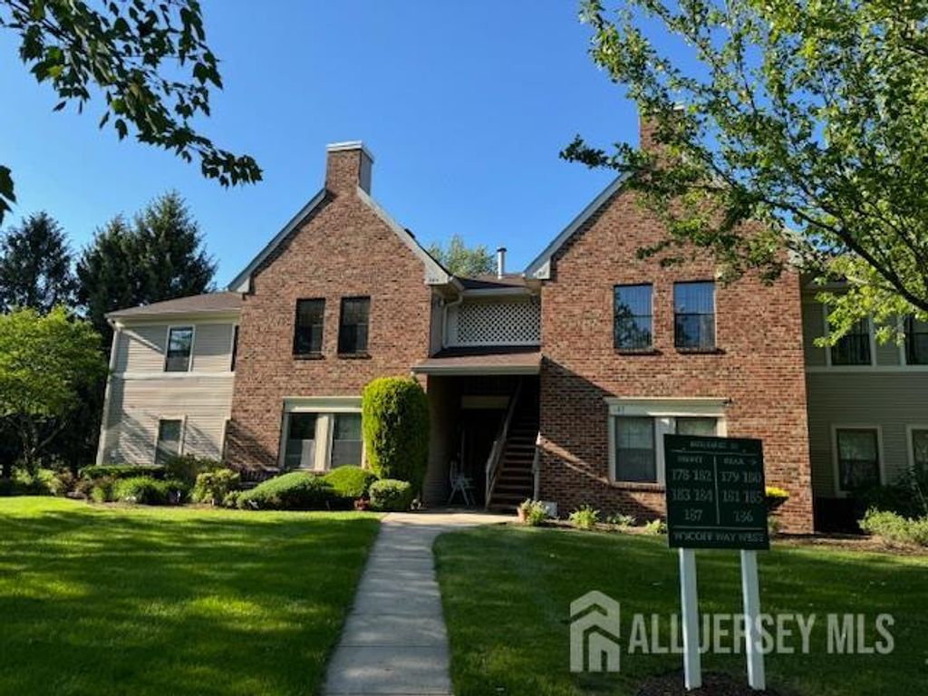 184 Wycoff Way, East Brunswick, NJ 08816