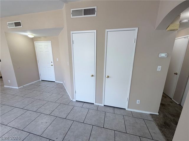 7230 Indian Creek Lane 104, Las Vegas, NV 89149