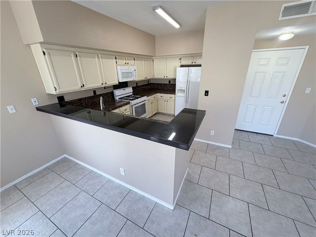 7230 Indian Creek Lane 104, Las Vegas, NV 89149