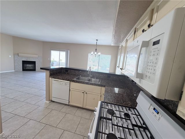 7230 Indian Creek Lane 104, Las Vegas, NV 89149
