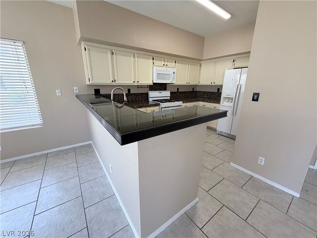 7230 Indian Creek Lane 104, Las Vegas, NV 89149