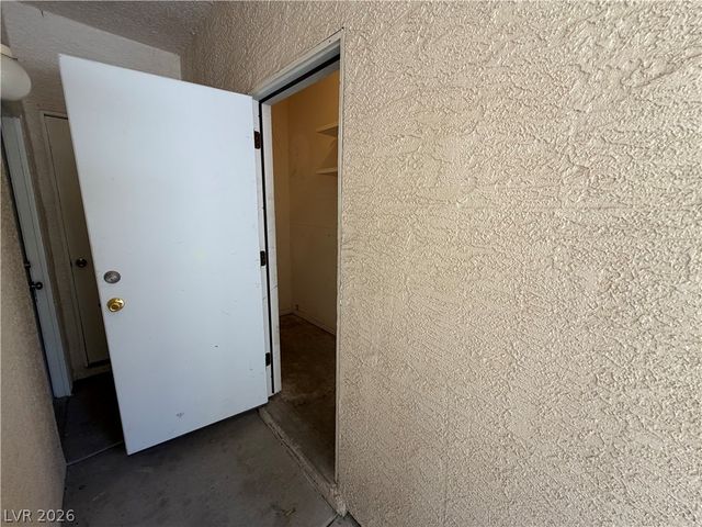 7230 Indian Creek Lane 104, Las Vegas, NV 89149