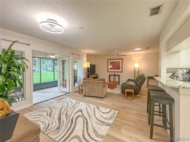 5941 W Dedham Trail, Crystal River, FL 34429