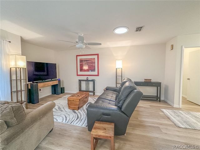 5941 W Dedham Trail, Crystal River, FL 34429