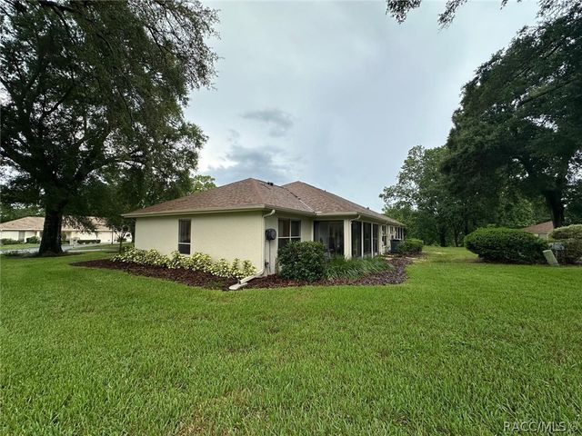 5941 W Dedham Trail, Crystal River, FL 34429