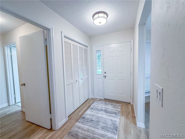 5941 W Dedham Trail, Crystal River, FL 34429