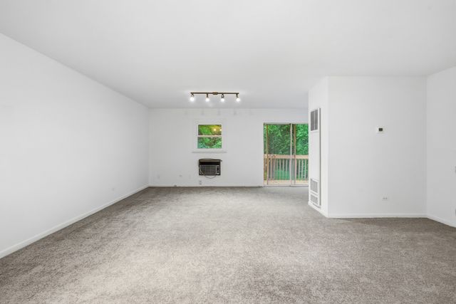 136 Well Street, Park Forest, IL 60466
