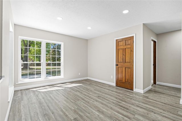 420 Clearcreek-Franklin Road, Springboro, OH 45066