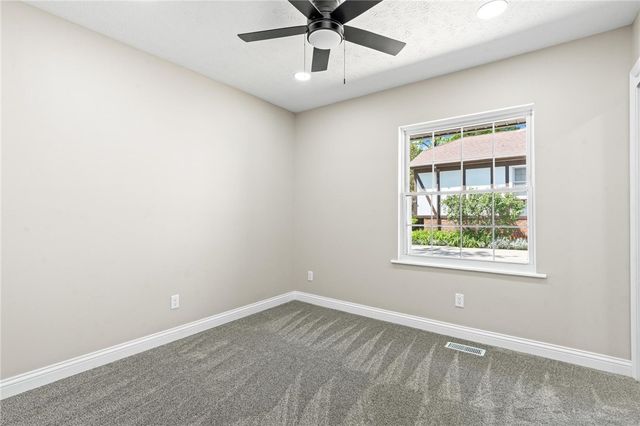 420 Clearcreek-Franklin Road, Springboro, OH 45066