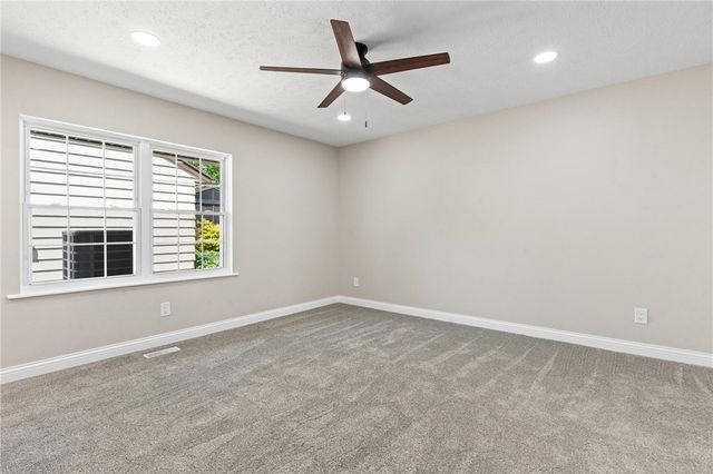 420 Clearcreek-Franklin Road, Springboro, OH 45066