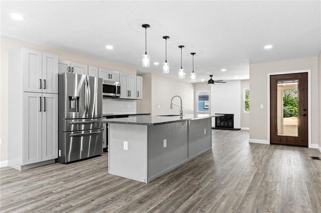 420 Clearcreek-Franklin Road, Springboro, OH 45066