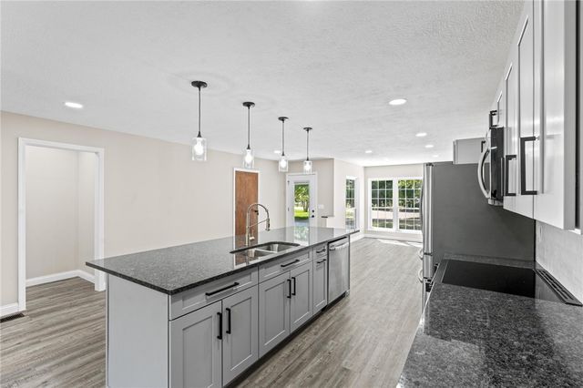 420 Clearcreek-Franklin Road, Springboro, OH 45066