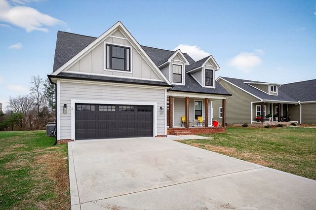 2545 Bowser Rd, Cookeville, TN 38506