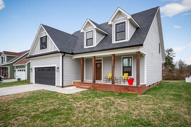 2545 Bowser Rd, Cookeville, TN 38506
