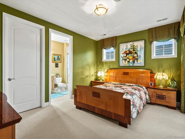 39 Royal Ann Dr, Englewood, CO 80111