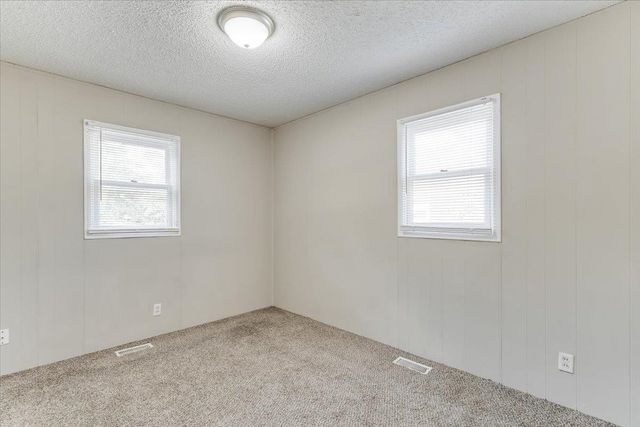 2203 W Lotus, Wichita, KS 67213