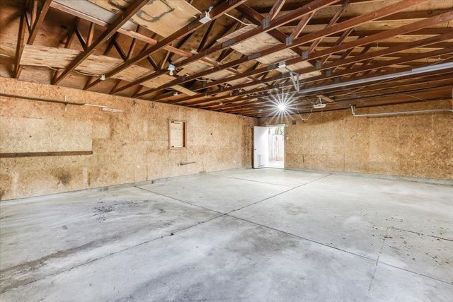 2203 W Lotus, Wichita, KS 67213