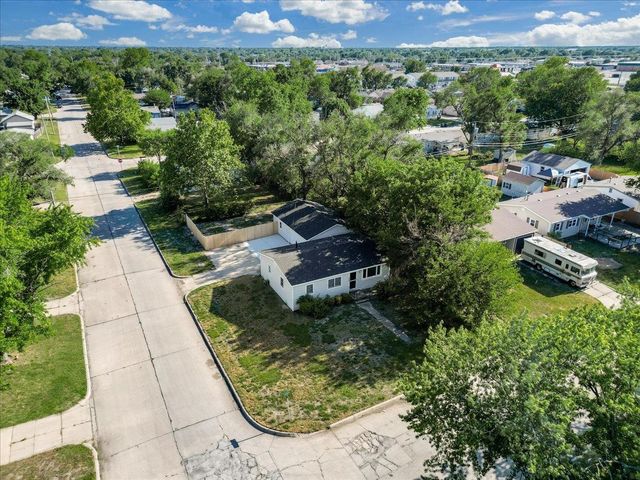 2203 W Lotus, Wichita, KS 67213