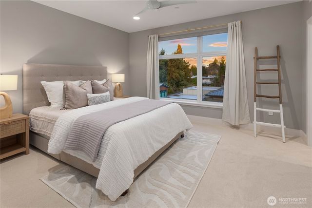 8260 SE 31st Street, Mercer Island, WA 98040