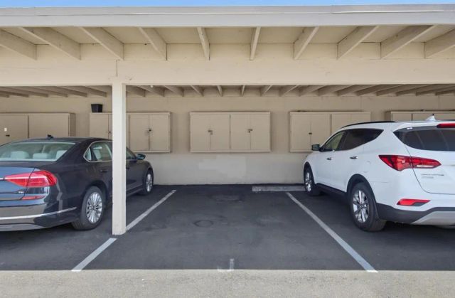 780 Ballantyne St J, El Cajon, CA 92021