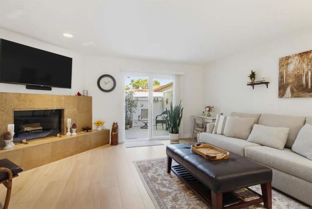 780 Ballantyne St J, El Cajon, CA 92021