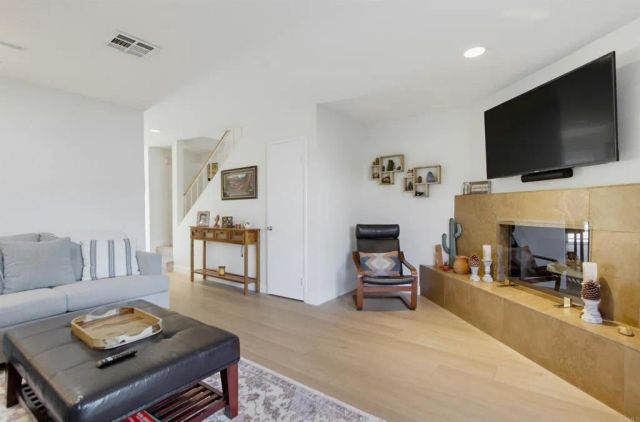 780 Ballantyne St J, El Cajon, CA 92021