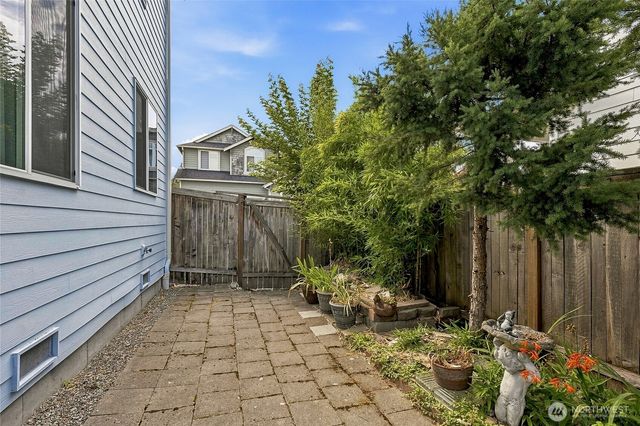 2709 157th Place SW, Lynnwood, WA 98087