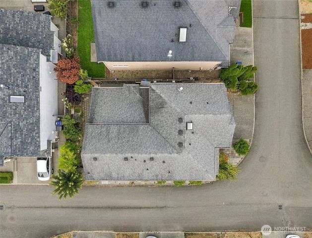 2709 157th Place SW, Lynnwood, WA 98087